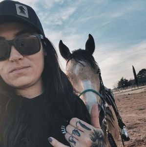 Meet your Posher, Jami